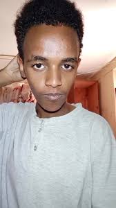 ሠዉ ወልዶ ስሞ ይደሠታል እኔ ፈተና ቆንጆ ነበር ብዬ ከወለዱት በላይ አብዳለው ወይ የሠው ኑሮ😂😂