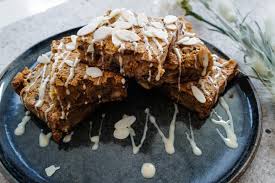 Die rezepte für frühstück oder mittag enthalten nur basische lebensmittel. Saftiger Carrot Cake Vegan Zuckerfrei By Carolionk