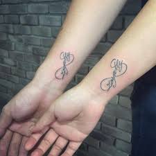 55 Schone Loyalitat Tattoo Designs Und Bedeutungen Courage Honor 2018 Loyalty Tattoo Tattoo Designs Tattoo Designs And Meanings