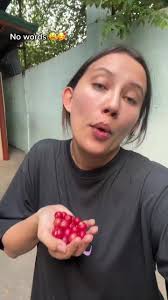 Exploring the Delight of Aratilis Fruit and Saresa