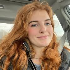 Andrea Sweeney (@AndreaJoyfully)