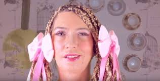 Get in touch with maria leal♥ (@mariithaleal) — 1683 answers, 5338 likes. Ta Demais Traz Os Teus Pais Maria Leal Lanca Musica Para Criancas Famosos Correio Da Manha