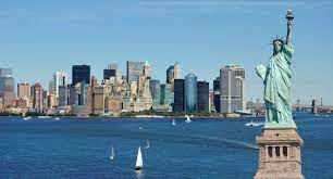 This popular marathon attracts local, national and international attention as many athletes apply each year to run. Beauty And Lifestyle Of New York Happy Journey