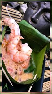 La Cuisine De Christine Les Crevettes En Feuilles De Bananier De Christine Http Www Lacuisinedechristine C Feuille De Bananier Bananier Cuisine Asiatique
