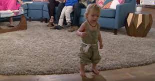 On this morning to discuss their unconventional approach to parenting, . This Morning Viewers Spot Off Grid Family S Kid Doing Something Else Disgusting Mirror Online