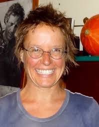 Sandra Burger's Instagram, Twitter & Facebook