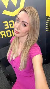 Edith Labelle's Instagram, Twitter & Facebook