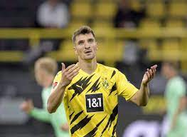 Born 12 september 1991) is a belgian professional footballer who plays as a right back for borussia dortmund and the belgium national team. Akte Thomas Meunier Maschine Kunstexperte Und Tuchel Vertriebener Ligalive Thomas Meunier Spielerprofil