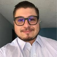 200+ perfiles de «Yamil»