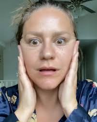 The transformation is just wild 👵 > 👩