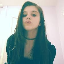 Emilie Roberts's Instagram, Twitter & Facebook