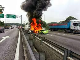 This site is hosted and maintained by the missouri state highway patrol and the reports are unofficial. Photos Three Flaming Lamborghinis On The North South Expressway