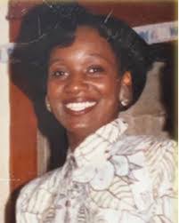 Carolyn Basham's Instagram, Twitter & Facebook