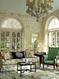 Colefax And Fowler S Classic Fuchsia Chintz The Glam Pad Home Beautiful Interiors French Country Decorating