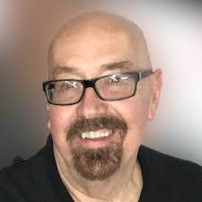 Frank Houlihan's Instagram, Twitter & Facebook