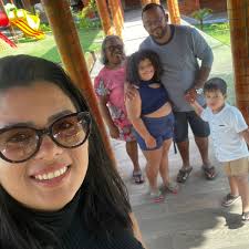 ❤️🧑‍🧑‍🧒‍🧒🏝️⛱️