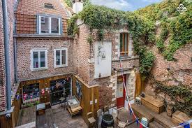Jose mourinho has a big task on his hands at roma and wants lille midfielder renato sanches to headline the project. Gastama The People Hostel Green Inn St Andre Lille Updated 2021 Prices