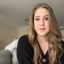 Lauren Bouffard's Instagram, Twitter & Facebook