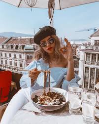 Michele Krusi On Instagram Is Good Edited With Tffpresets City Pack Photography Poses Women Blogger Poses Instagram Pose