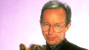 Max Wright's Instagram, Twitter & Facebook