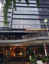 Tarifas económicas y seguras, paga en el hotel, sin gastos de reserva. Terrace Bar Grill The Kl Journal Hotel Tallpiscesgirl