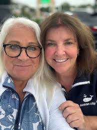 Beautiful moments from our Bruin Reunion Picnic! Rosa (Gardea), Jeanette  (Menting), Donna (Quon), Mayella (Gardea), Rick Quon, legend Crazy George.  Sorry I can't name everyone. 😉