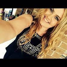 Abbey Ott's Instagram, Twitter & Facebook