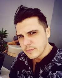 Max Fernandes (@cantormaxfernandes) • Instagram photos and videos