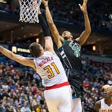 The complete analysis of atlanta hawks vs milwaukee bucks with actual predictions and previews. Hawks Vs Bucks Preview Atlanta Hosts Giannis Antetokounmpo For Sunday Matinee Peachtree Hoops