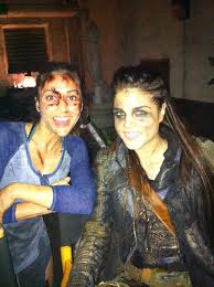 Jason Rothenberg On Twitter The 100 Poster The 100 Show The 100 Raven