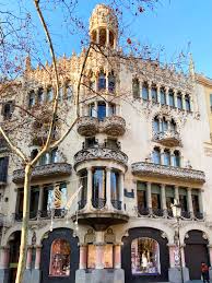 Barcelona is one of the most famous ancient cities in the world. 25 Famous Monuments Of Barcelona Spain S Top Architectural Gems Story At Every Corner