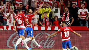 Horario y dónde ver online y por tv el partido de la liga santander. El Fc Barcelona Recibe Una Dura Bofetada De Un Modesto Granada Que Es Lider Prensa Libre