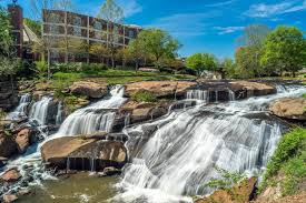 Things To Do With Kids In Greenville Sc Dq Family Travel Top Travel Destinations Fall Road Trip Vacation Deals