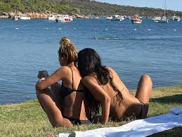 Seda Bakan Tuba Büyüküstün : rTurkishCeleb
