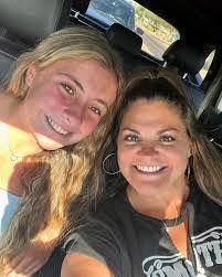 Amy Kittelson's Instagram, Twitter & Facebook