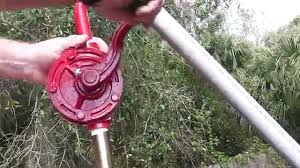 290 gph (gallons per hour) total head lift: Harbor Freight Rotary Barrel Pump Vs 55 Gallon Hydraulic Oil Drum Youtube