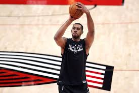 Lamarcus aldridge is retiring from the nba after experiencing heart problems in his last game with the brooklyn nets. Servdkunz Kc6m