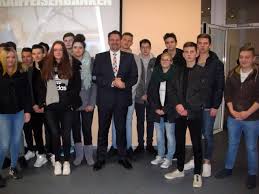 Facebook gives people the power to share and makes the world more open and connected. Klasse 10 B In Der Vr Bank Bamberg Graf Stauffenberg Wirtschaftsschule Bamberg