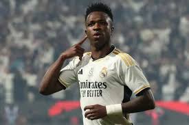 ⚪Real Madrid player Vinicius Junior has been advised to be more respective  if he wants to have more success like Cristiano Ronaldo and Messi. 📣"Vini  changes the games. When Madrid don't know