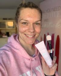 Sandra Kleber's Instagram, Twitter & Facebook