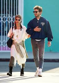 He played louis stevens in the disney channel series even stevens. Shia Labeouf Margaret Qualley Split After He S Accused Of Abuse By Ex In Lawsuit Sunriseread