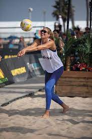 Alexandra alix klineman is an american beach volleyball and former indoor volleyball player. Volleyball S Alix Klineman Won T Stop Until She Secures A Bid For The 2020 Olympics In Tokyo Golden State