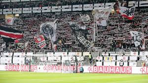 Ohne die fans wäre ich in ein loch gefallen. (quelle: Eintracht Frankfurt Plant Fan Ruckkehr Zum Bundesliga Start Klub Soll Gesprache Mit Behorden Fuhren Sportbuzzer De