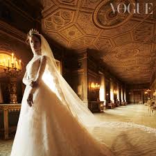 Ariana grande and dalton gomez have officially tied the knot. Why 2021 Will Be The Year Of Bridal Maximalism British Vogue