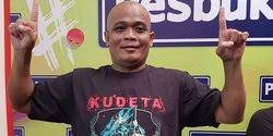 Rumah duka komedian bang sapri yang terletak di kawasan kebayoran lama, jakarta selatan pelawak yang akrab disapa bang sapri itu meninggal dunia pada senin petang, 10 mei 2021. Dulu Kuli Bangunan Sekarang Jadi Artis Ini Potret Rumah Bang Sapri Di Gang Sempit Merdeka Com