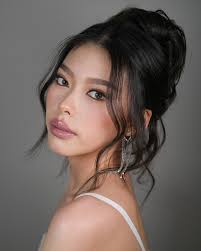 Olivia Shannon Makeup Artist Bandung