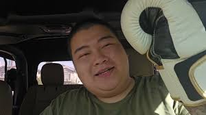 ISAMI THAI BOXING GLOVES REVIEW!