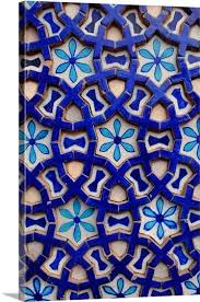 Tutorial edit foto lightroom filter alam yang harus kita lakukan sekarang ialah mengatur bagian warna yang terdiri dari temperatur, corak dan lainnya. A Tile From The Mausoleum Of Shah Rukn E Alam Islamic Art Pattern Islamic Patterns Tile Art