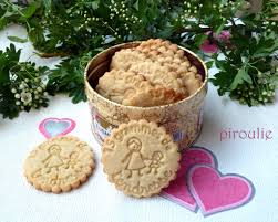 Biscuits Sables Au Beurre Patisseries Et Gourmandises Biscuits Sables Biscuits Recette Biscuit Sable
