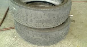 Kemudian, tayar pun jenama viking yang paling murah kat tempat encik suami selalu service kereta. Tukar 8 Biji Tayar Cerita Aku Dennis Zill